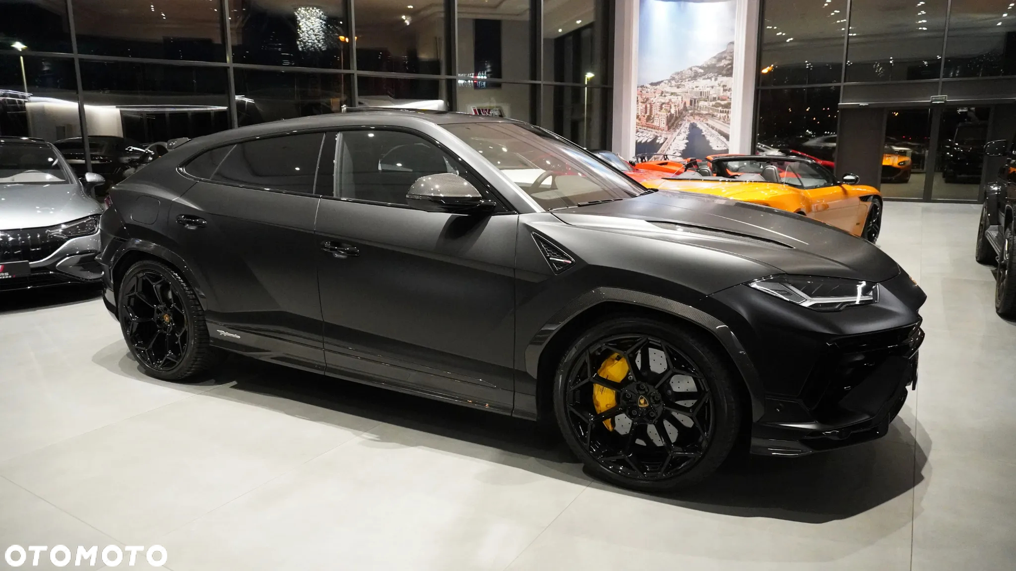 Lamborghini Urus - 2