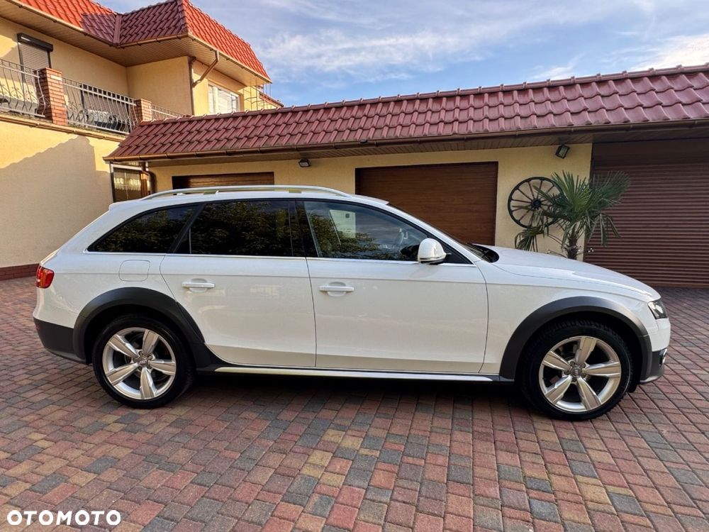 Audi A4 Allroad - 10
