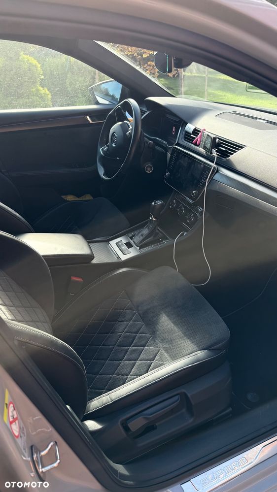 Skoda Superb 2.0 TSI Sportline DSG - 12