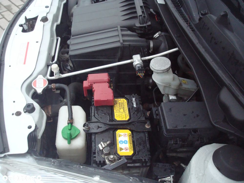 Nissan Pixo - 21