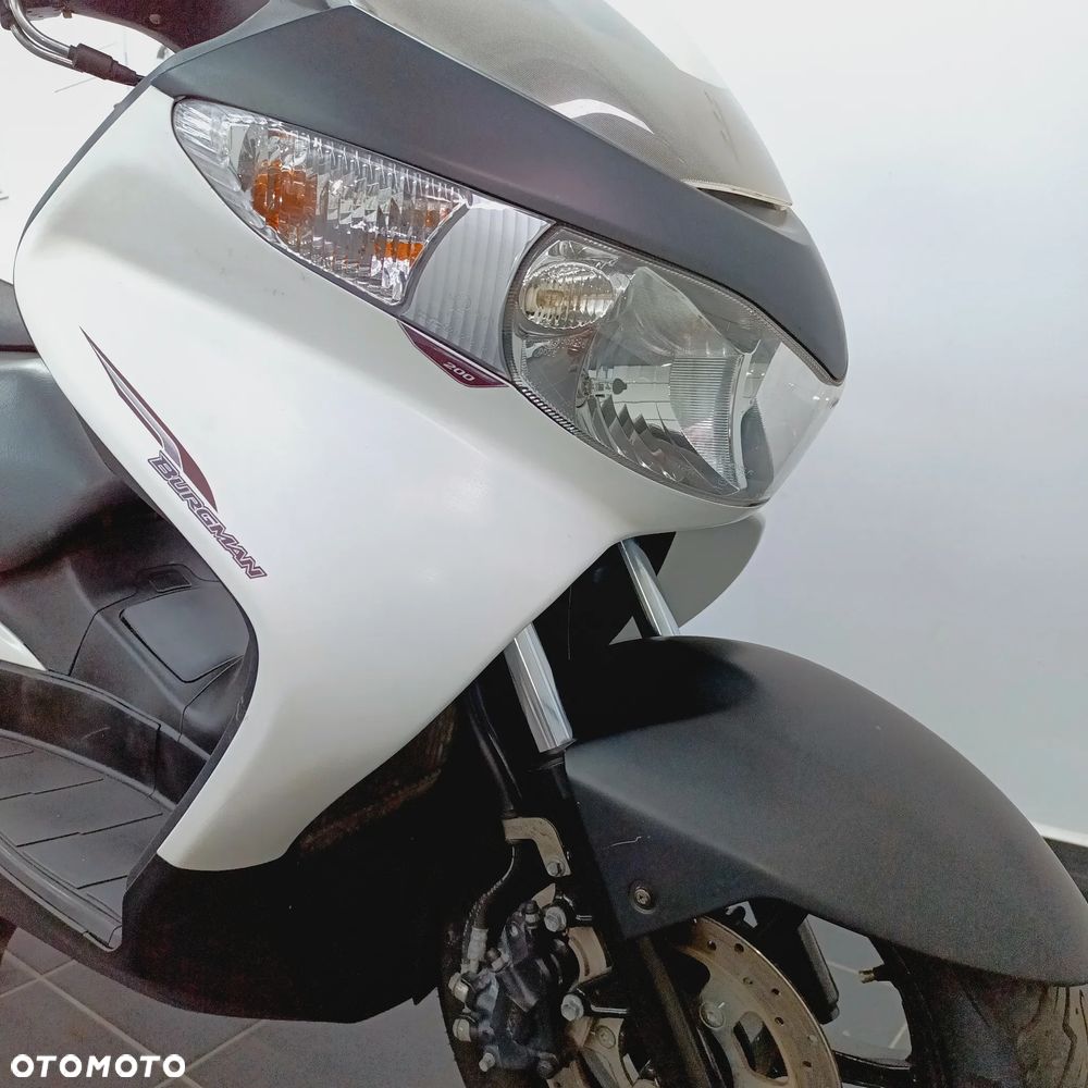 Suzuki Burgman - 1