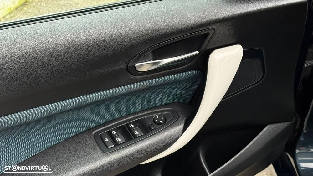 BMW 118 dA Line Urban - 13