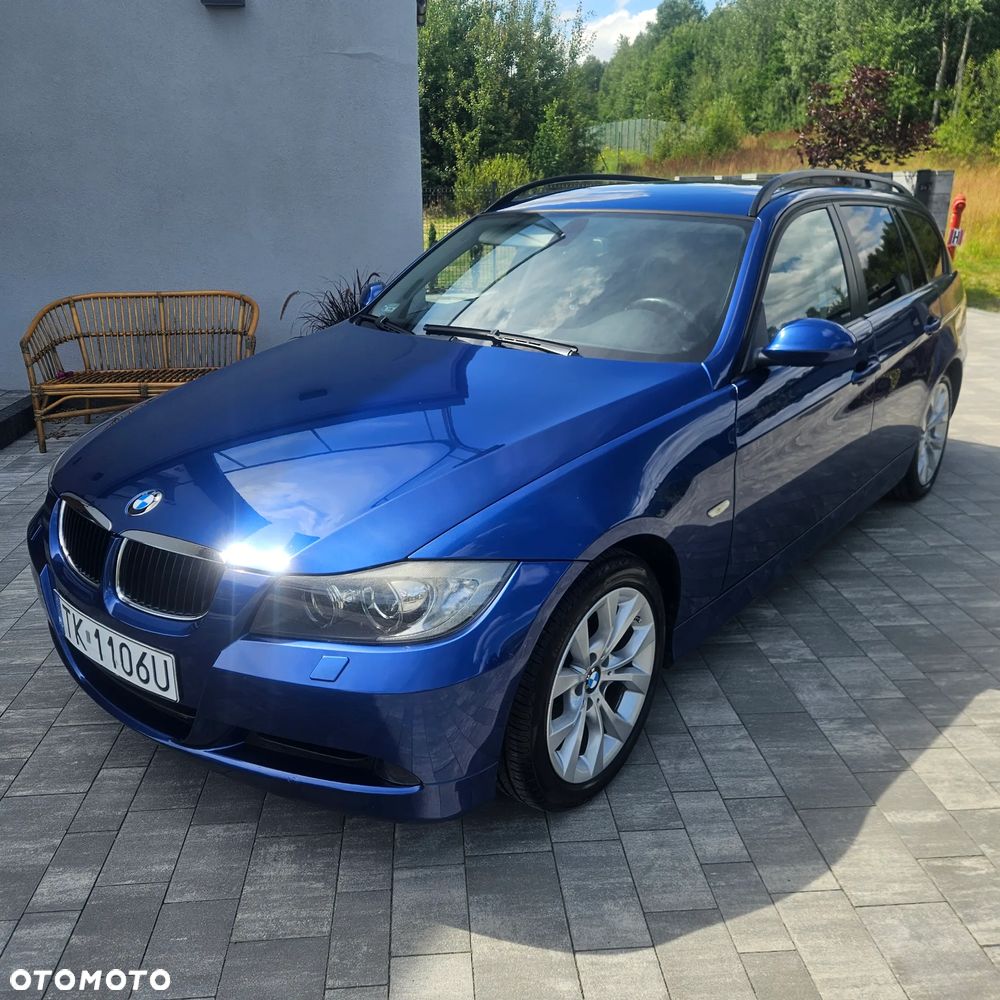 BMW Seria 3 320i - 8