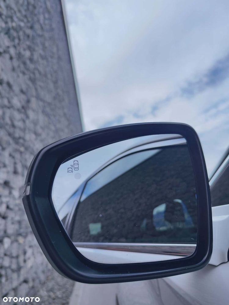 DS Automobiles DS 7 Crossback 2.0 BlueHDi Performance Line + - 23