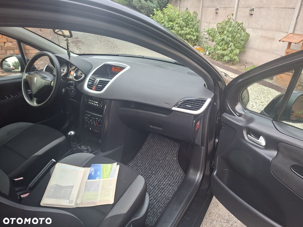 Peugeot 207 1.4 Active - 8
