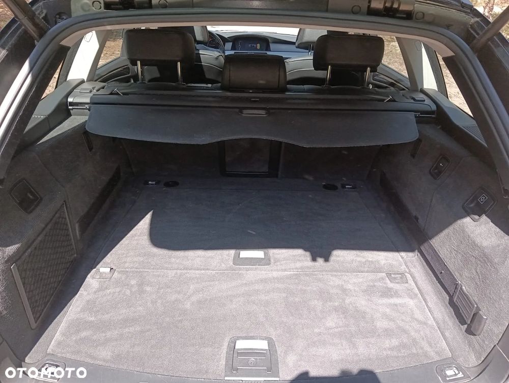 BMW Seria 5 525d Touring Edition Exclusive - 20