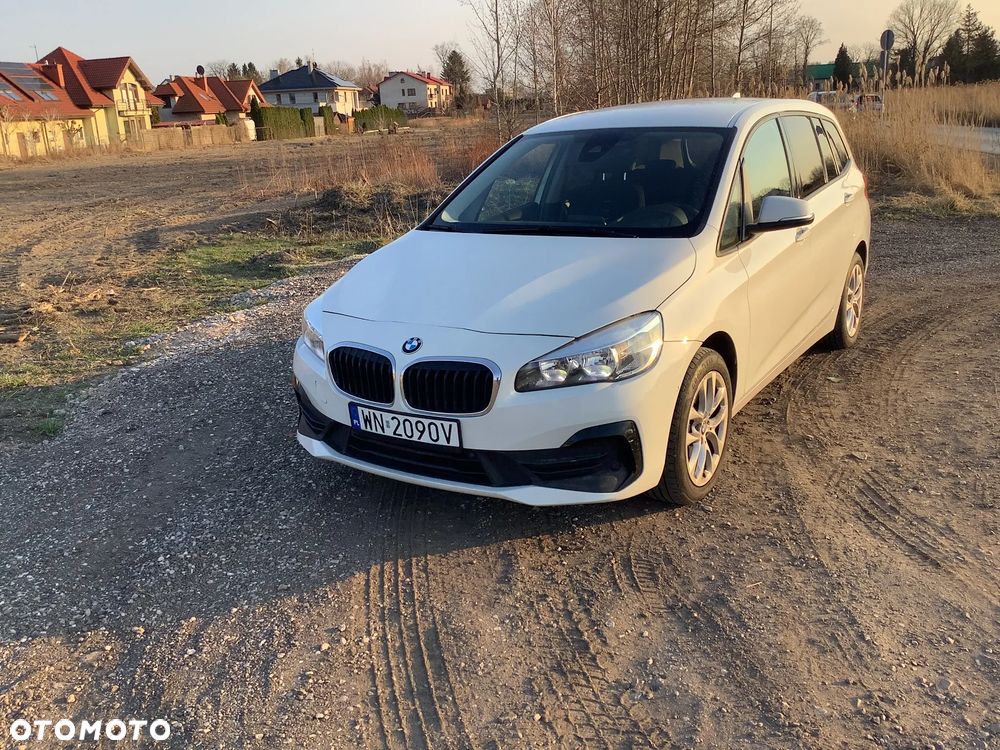 BMW Seria 2 218d xDrive - 5