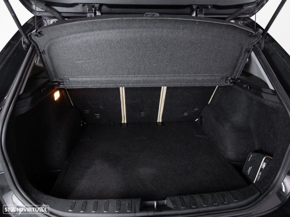 BMW X1 - 11