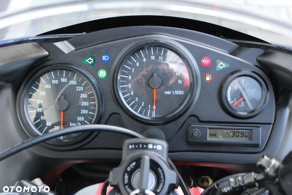 Honda CBR - 24