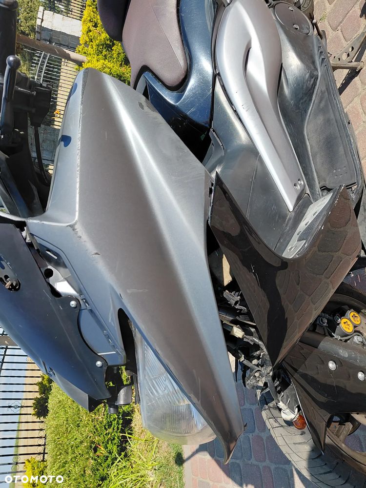 Yamaha Tmax - 14