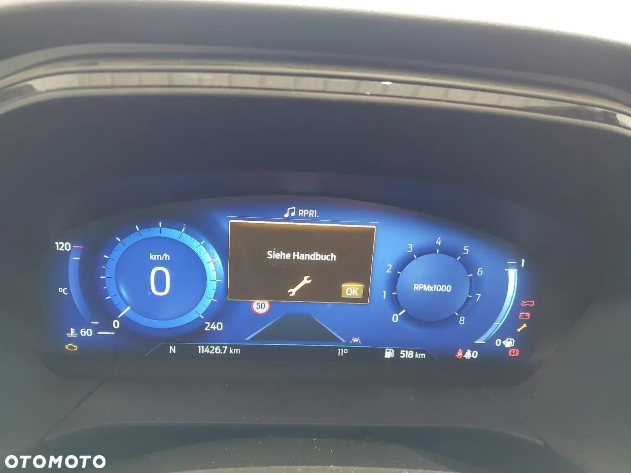Ford Kuga 1.5 EcoBoost ST-LINE - 8