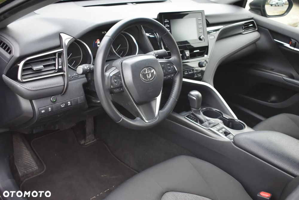 Toyota Camry 2.5 Hybrid Comfort CVT - 13