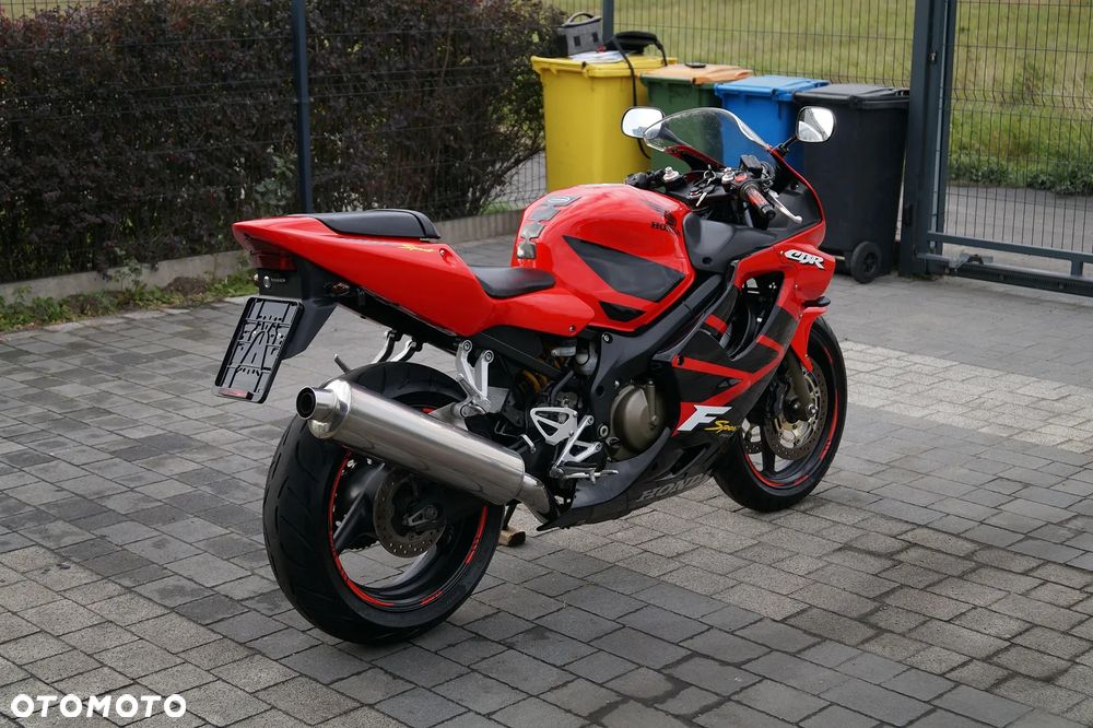 Honda CBR - 11