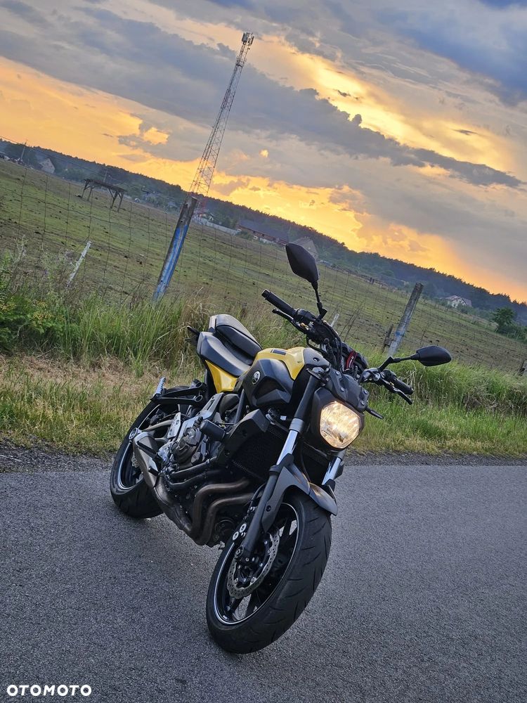 Yamaha MT - 1