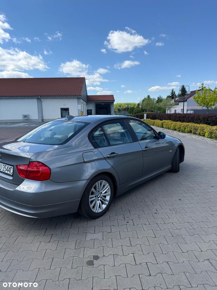 BMW Seria 3 - 10