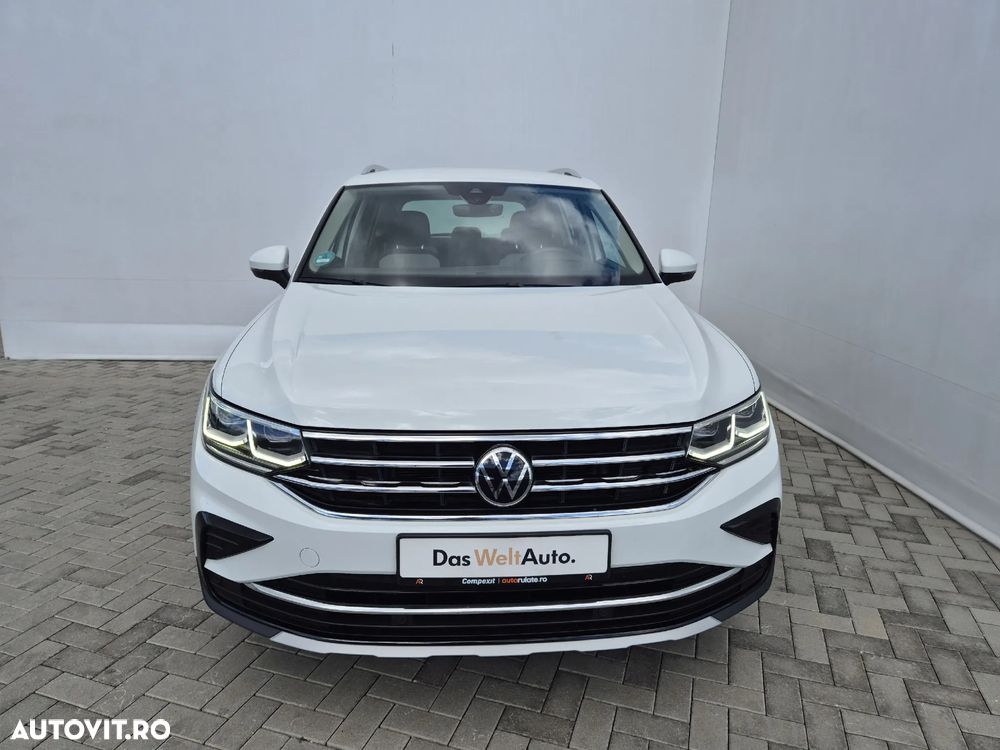 Volkswagen Tiguan 2.0 TDI SCR 4MOTION DSG Elegance - 8