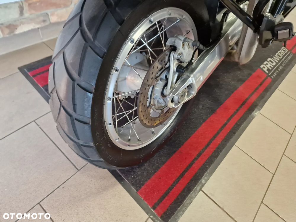 Aprilia Caponord - 16