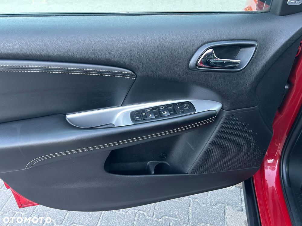 Fiat Freemont 2.0 Multijet Black Code AWD - 16