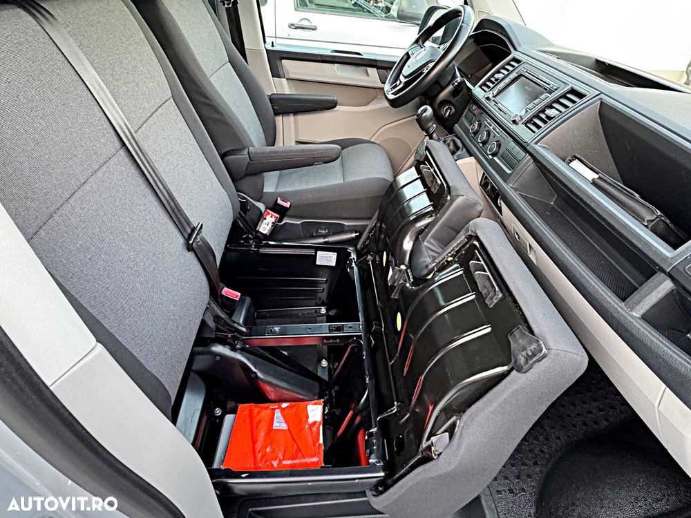 Volkswagen Caravelle T6 2.0 TDI LR Comfortline - 26