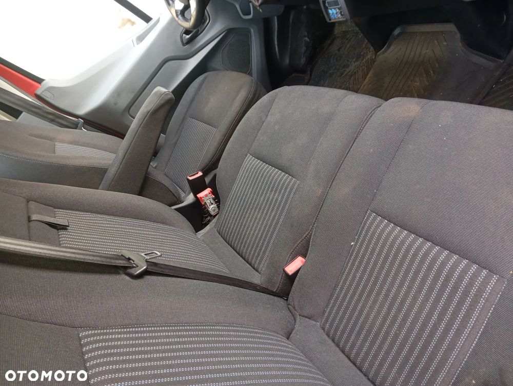 Ford Transit - 11