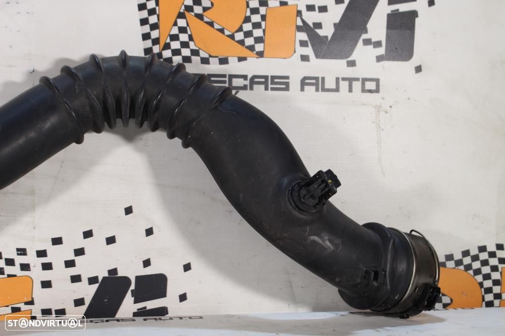 Tubo De Admissão Bmw 3 (E90)  11617797483 / 7797483 / 58300015 - 7