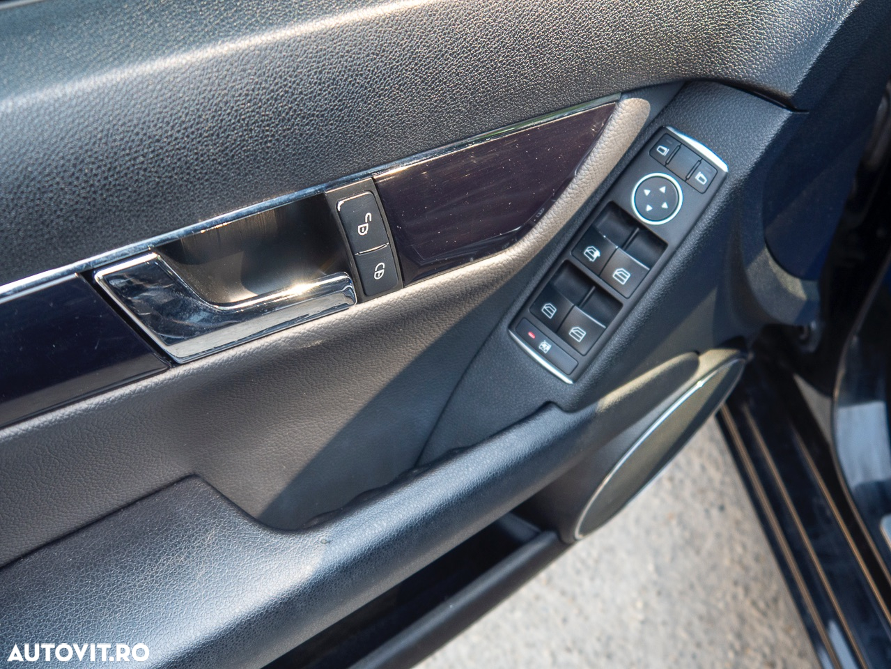 Mercedes-Benz C 180 CDI DPF (BlueEFFICIENCY) Avantgarde - 21