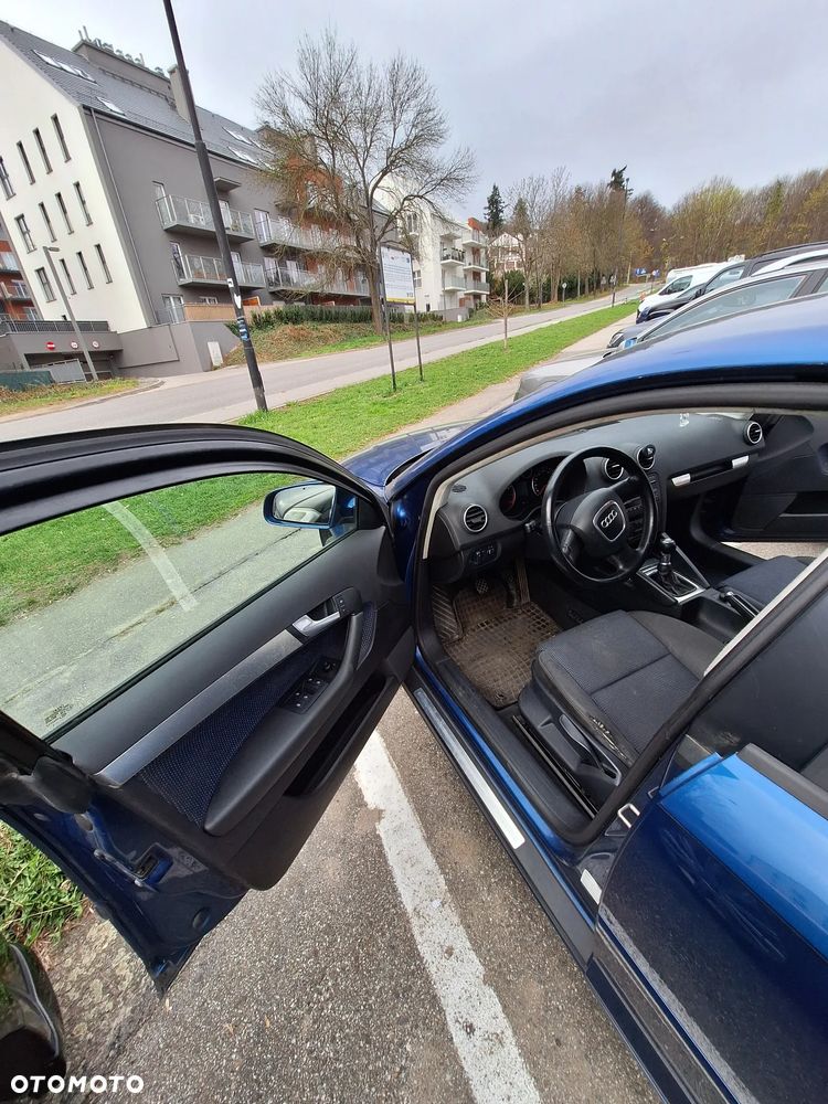 Audi A3 Sportback 1.6 FSI Ambition - 13