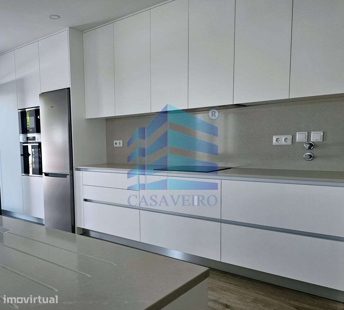 Moradia T4 Térrea Isolada em Santa Joana - Grande imagem: 5/12