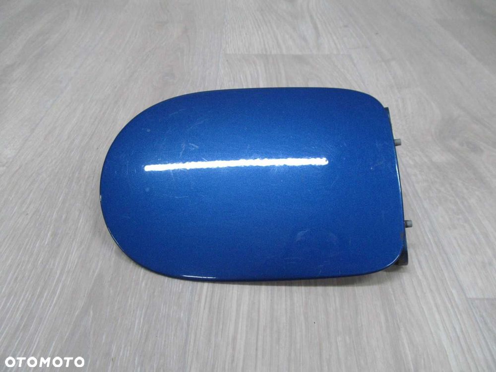 VOLVO C30 06-13 KLAPKA KOREK WLEWU PALIWA 31217785 476-46 - 1