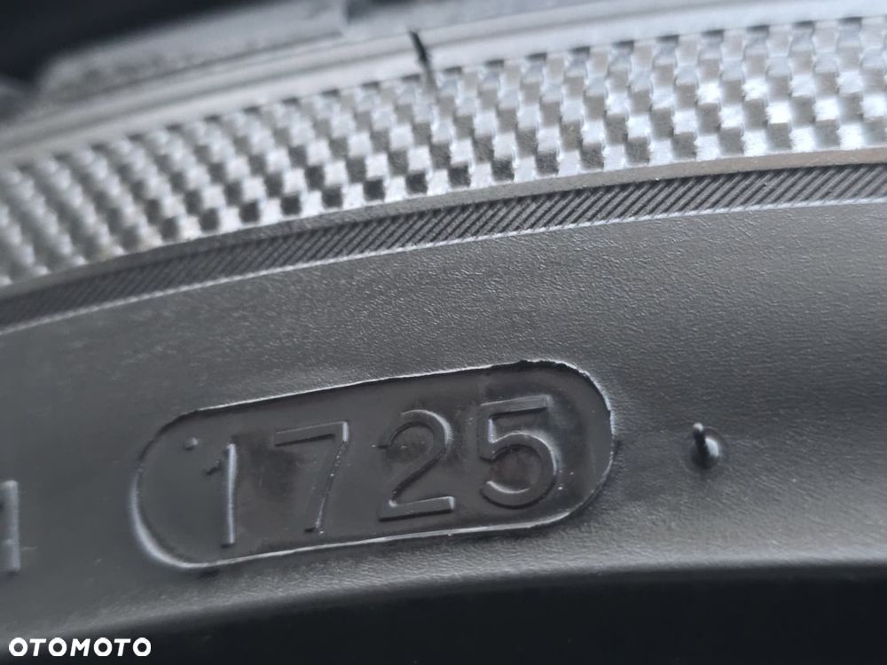 Mazda 3 2.0 mHEV Hikari - 21