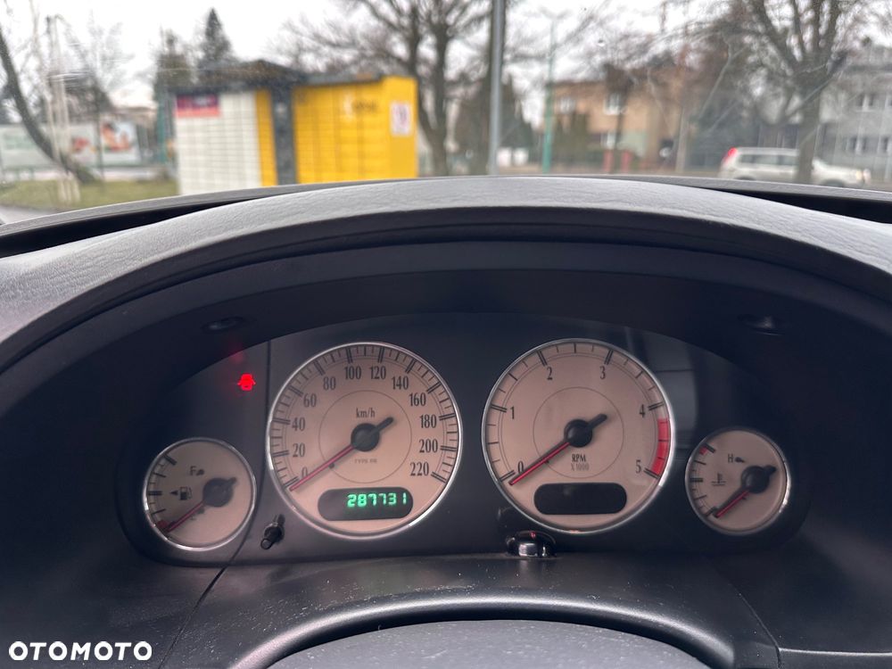 Chrysler Voyager 2.8 LX CRD - 13