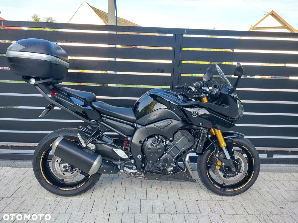 Yamaha FZ8
