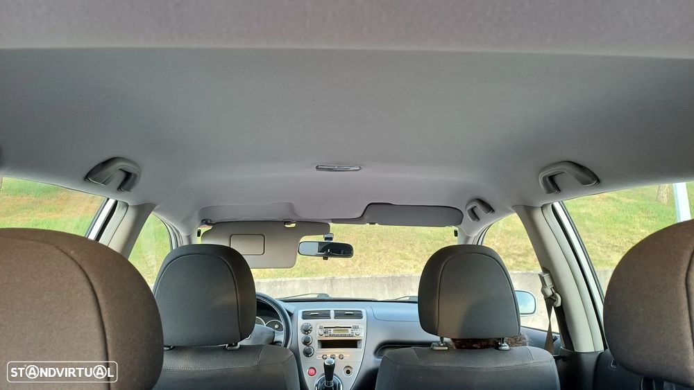 Honda Civic 1.4 LS - 28