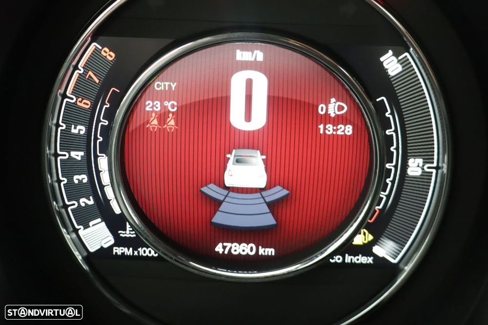 Fiat 500 1.0 Hybrid (RED) - 15