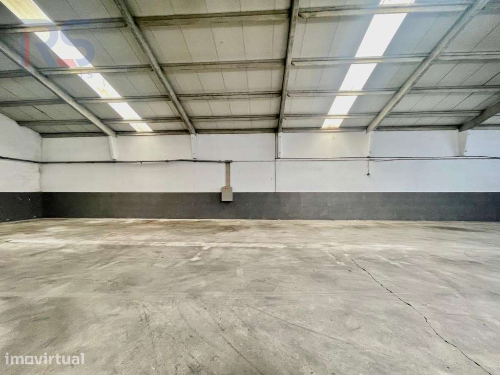 Armazém 530 m² + 220 m² logradouro - Grande imagem: 5/13
