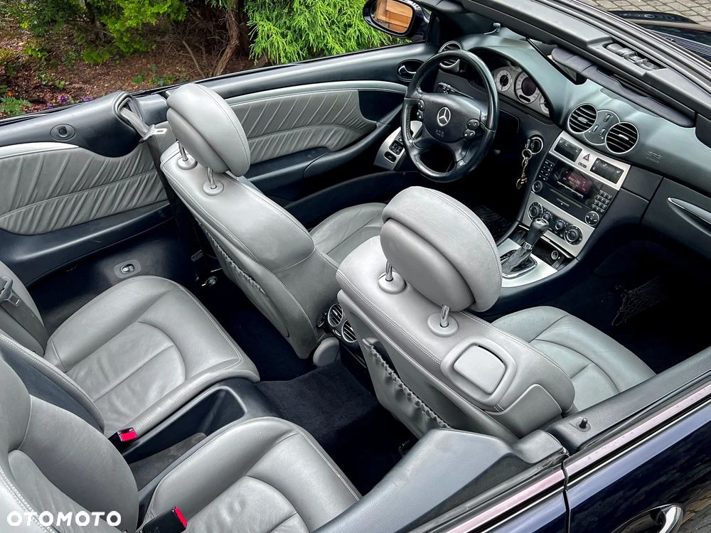 Mercedes-Benz CLK - 6
