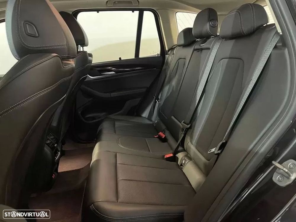 BMW X3 20 d xDrive - 12