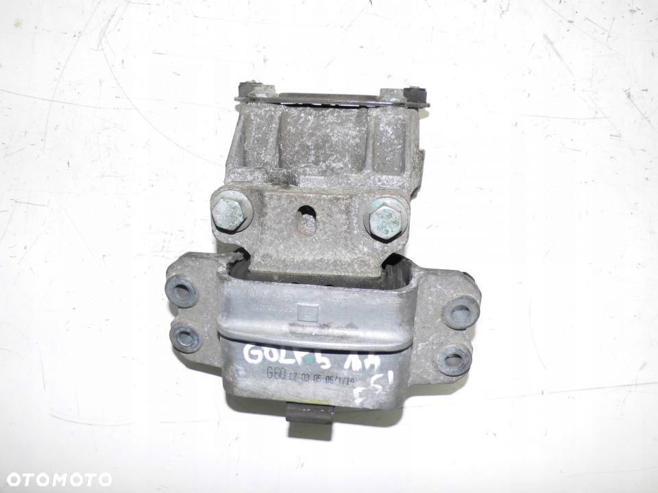 VW Golf V 1,4 FSI poduszka silnika 1K0199555 - 1