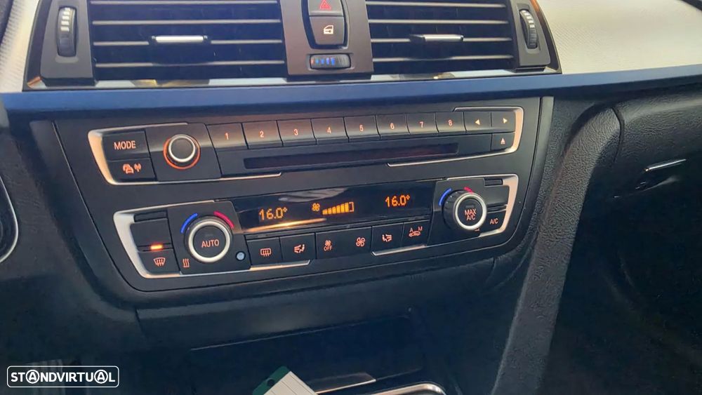 BMW 320 d Auto Pack M - 43