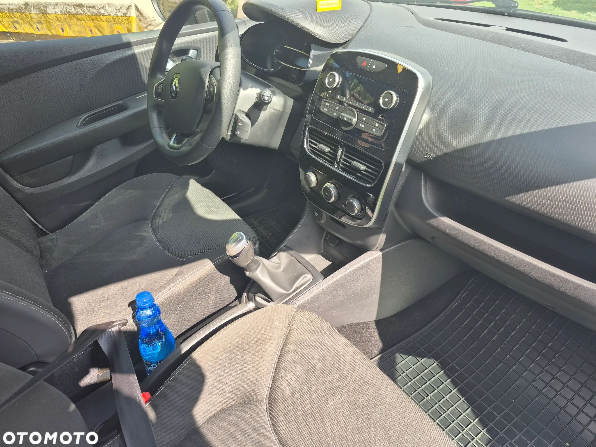 Renault Clio - 1