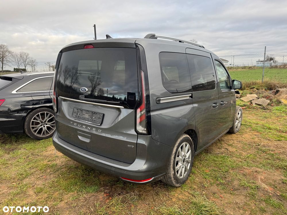 Ford Tourneo Connect 2.0 EcoBlue Allrad TITANIUM - 3