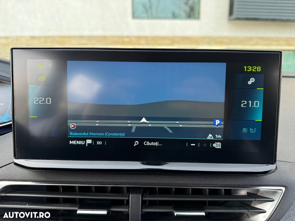 Peugeot 3008 Plug-In Hybrid 225 e-EAT8 Allure Pack - 28