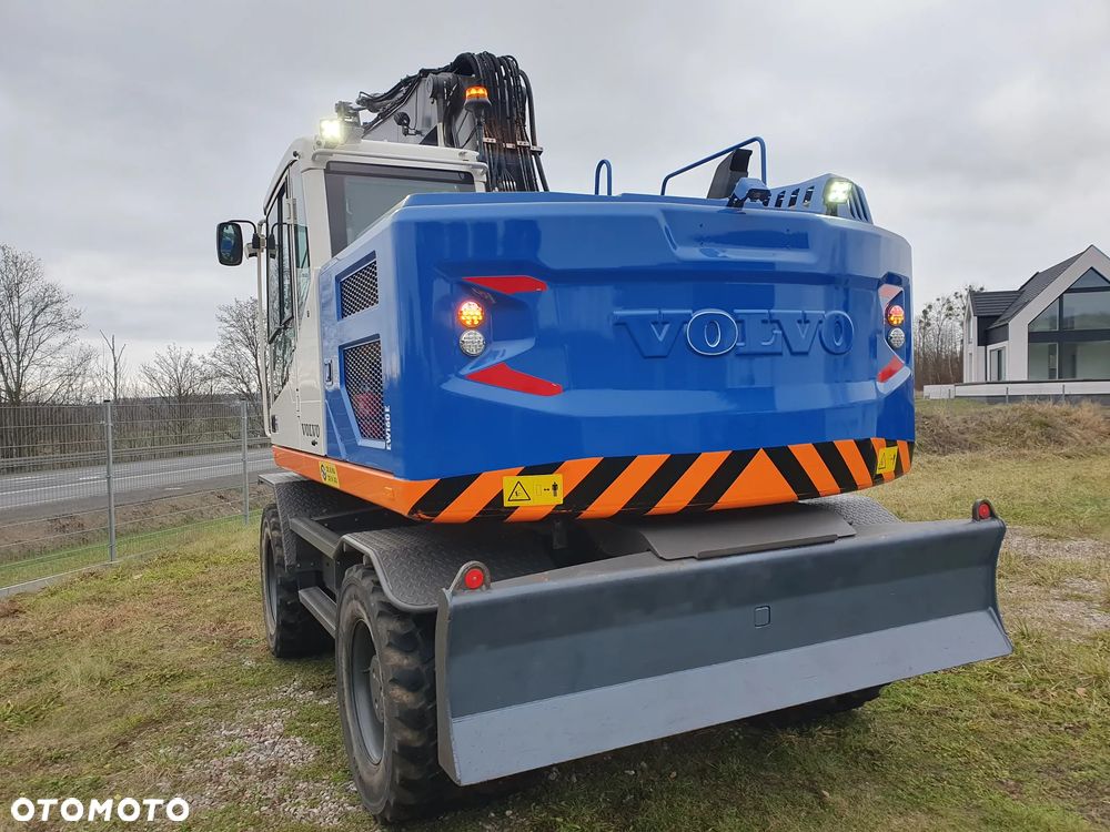 Volvo - 3