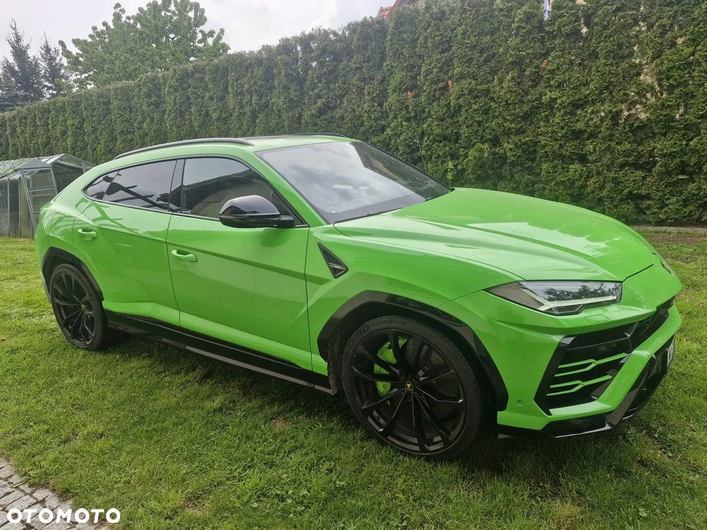 Lamborghini Urus - 3