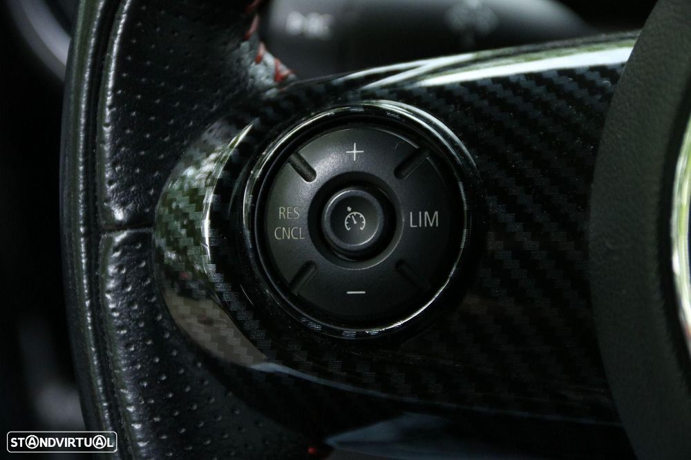 MINI 3 Portas John Cooper Works Essential - 24