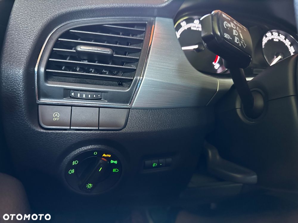 Skoda Fabia - 10