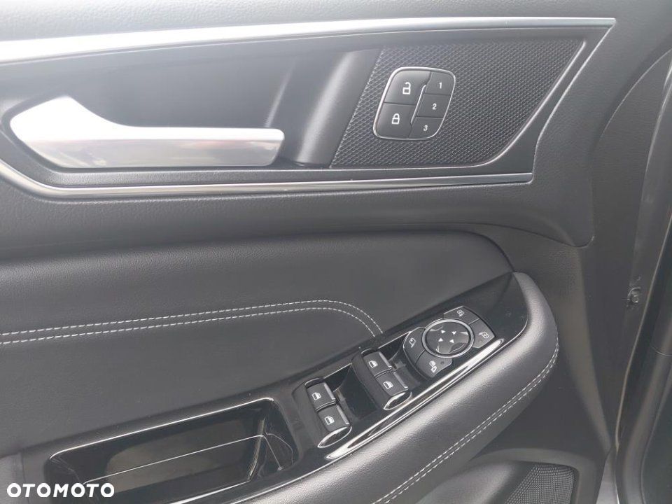 Ford S-Max - 14