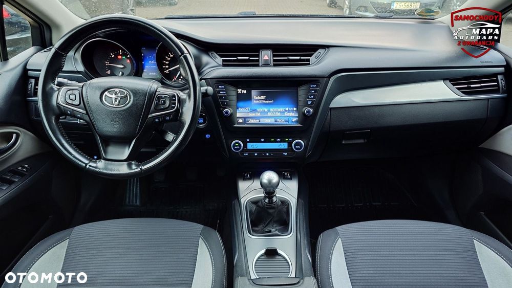 Toyota Avensis - 14