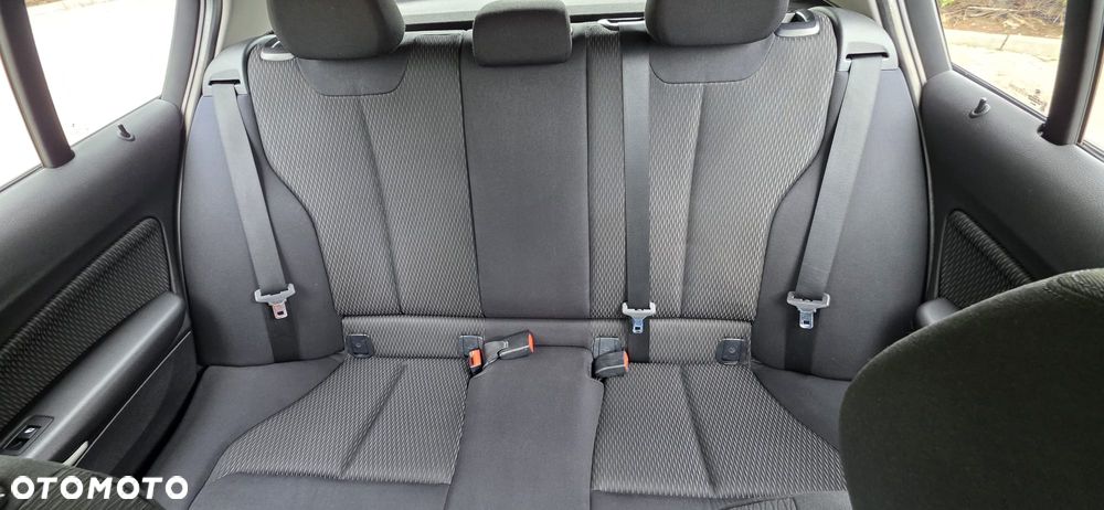 BMW Seria 1 118d - 8