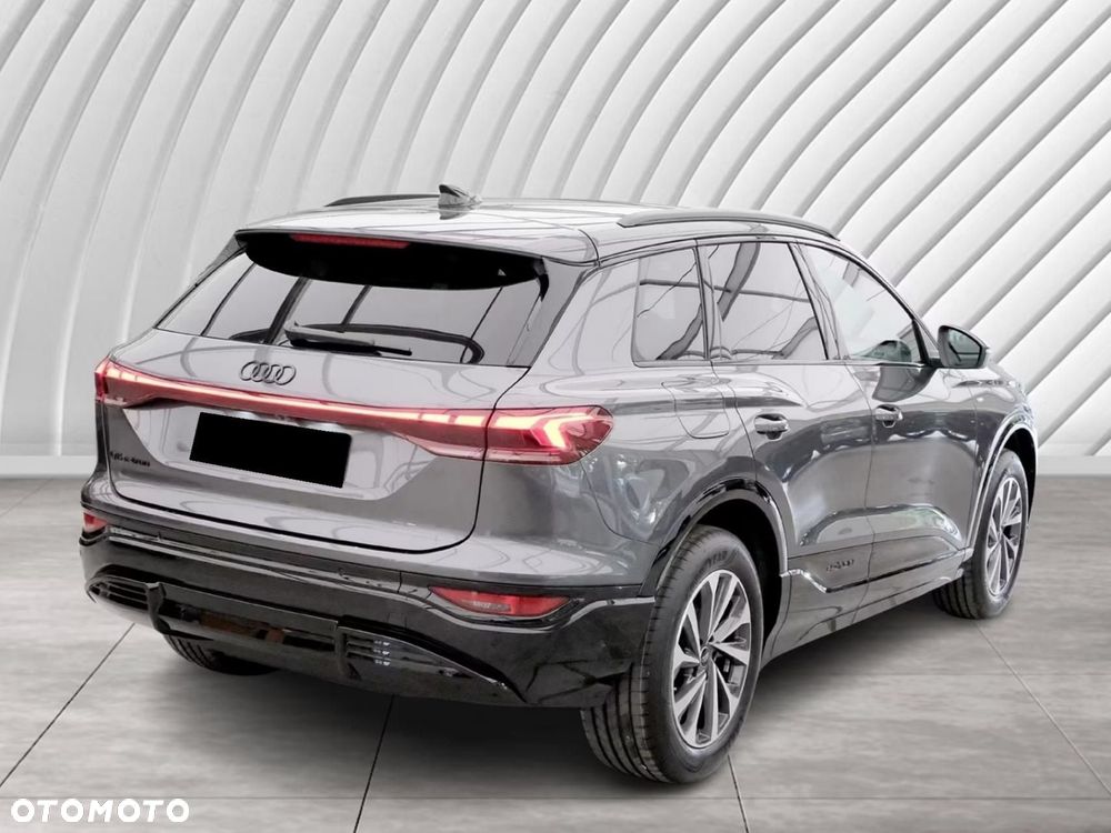 Audi Q6 e-tron - 7